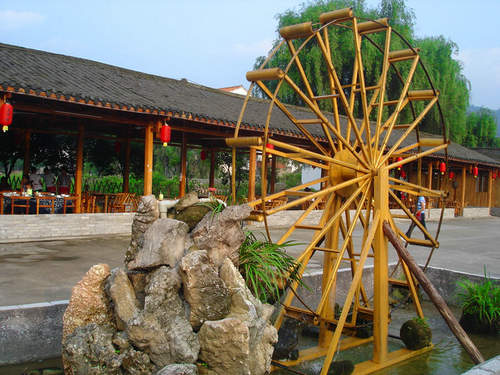 B線：張家界、天子山、寶峰湖（黃龍洞）休閑三日游